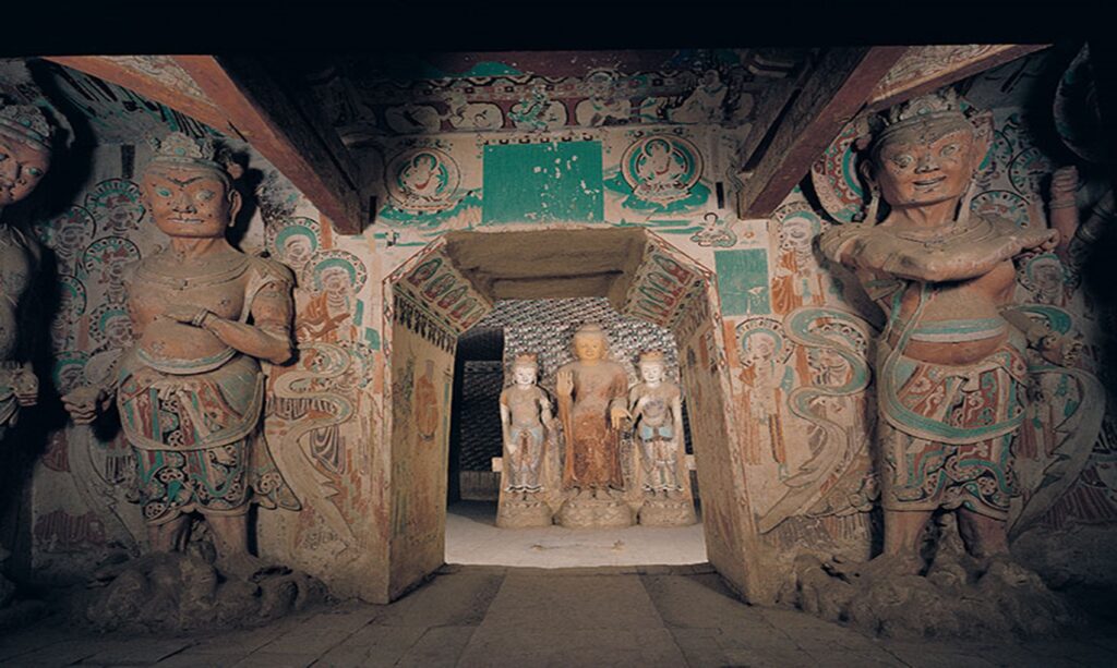 莫高第427号窟（隋代） – Dunhuang caves on the silk road: Online 